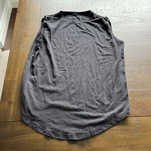 Lululemon muscle tank - Size 6 - Black